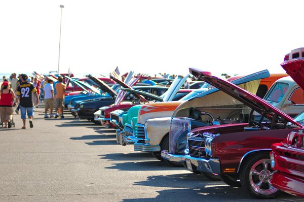 Comment le minimalisme influence-t-il votre garde-robe ?